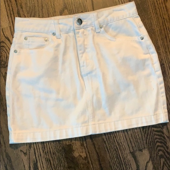 L Forever 21 denim skirt - Picture 2 of 8
